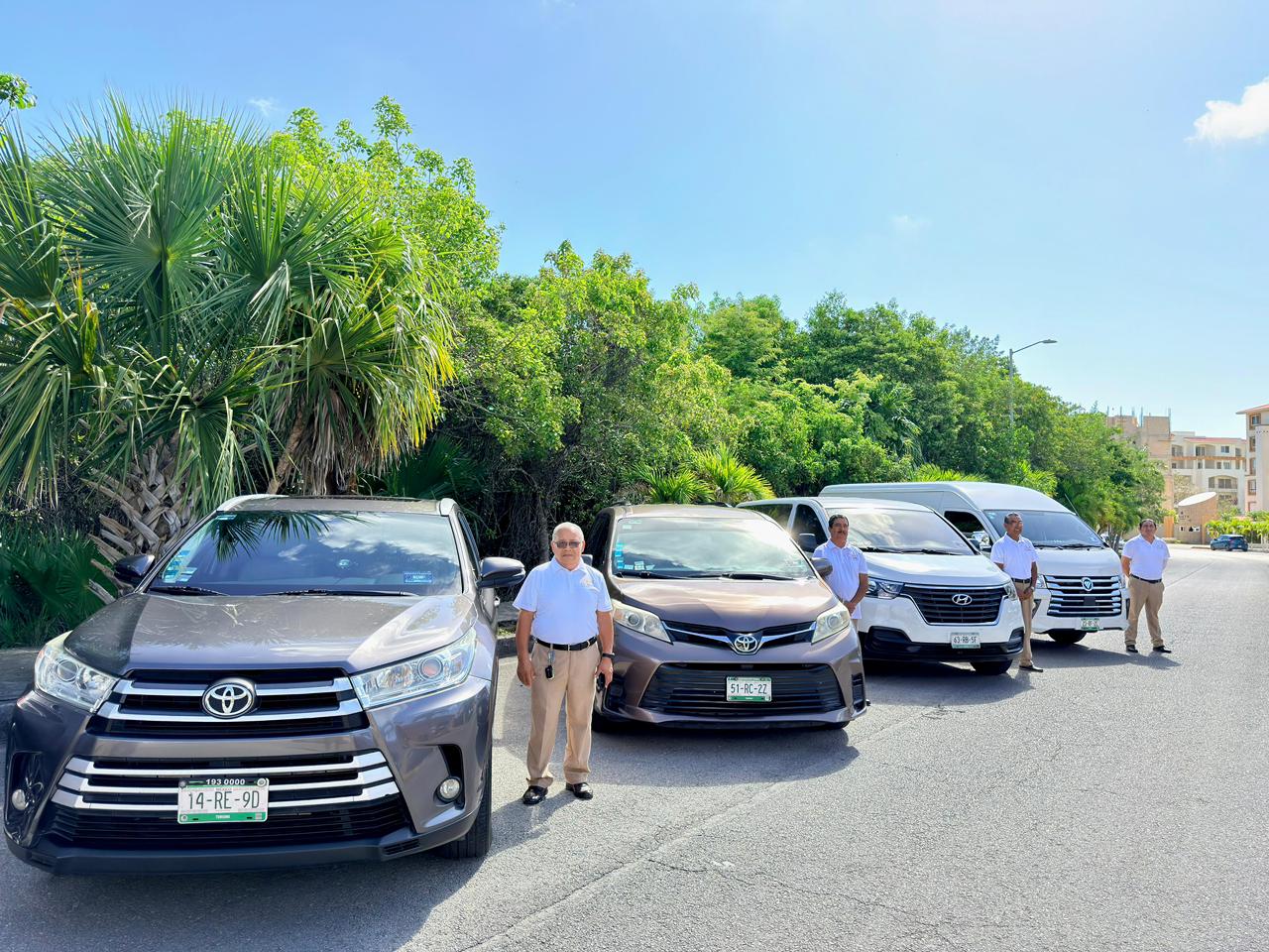 TT & More fleet and drivers in Cancun